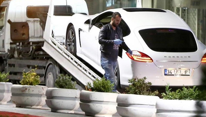 İstanbul'da AVM'ye otomatik silahlı saldırı