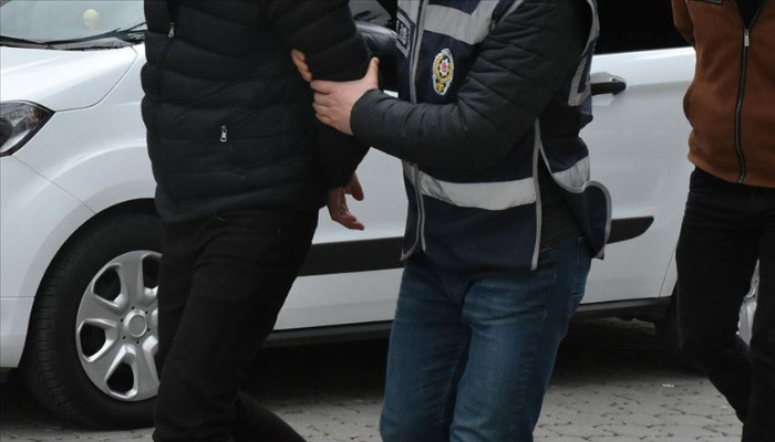 İstanbul'da FETÖ'ye darbe! 19 gözaltı