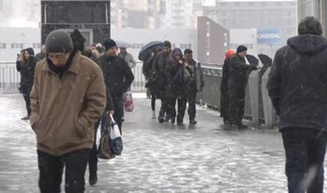 İstanbul'da yarın okullar tatil olacak mı? - Valilik'ten kar tatili açıklaması geldi mi?