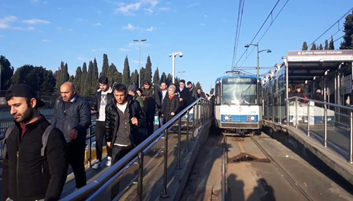 İstanbul'da tramvay seferlerinde arıza