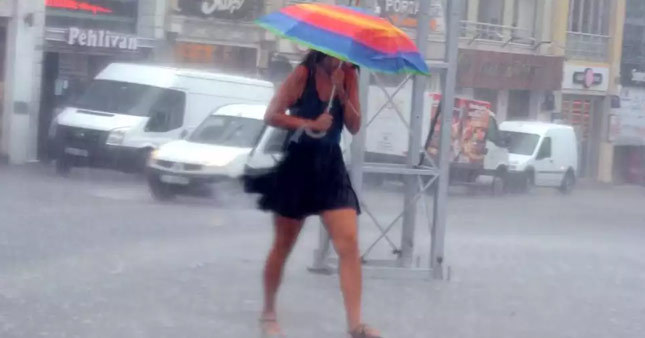 İstanbul'da yağmur için saat verildi