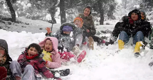 14 Şubat Salı (yarın) İstanbul'da okullar tatil mi? Valilikten açıklama