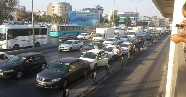 İstanbul'da zincirleme trafik kazası