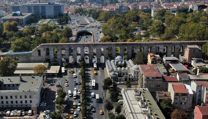 İstanbul'un göbeğinde tarih fışkırıyor