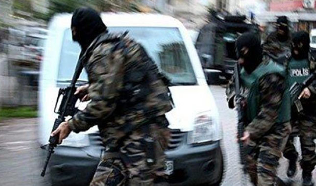 İzmir'de IŞİD operasyonu: 6 şüpheli yakalandı