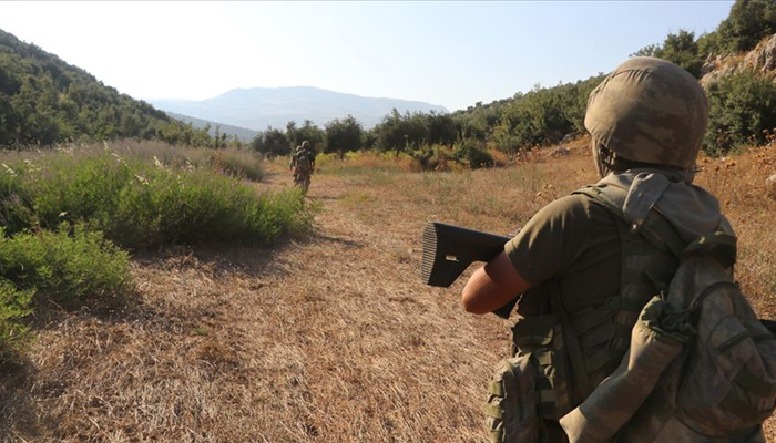 Jandarma, şehit cenazelerini kaçıran teröristi yakaladı