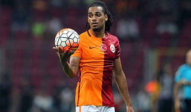 Jason Denayer aslan oluyor