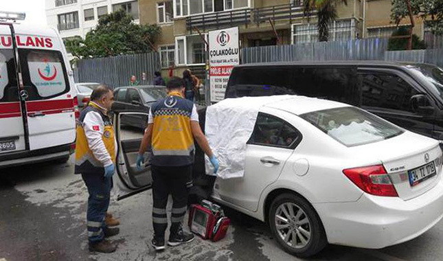 Kadıköy'de silahlı saldırı, kadın sürücü hayatını kaybetti