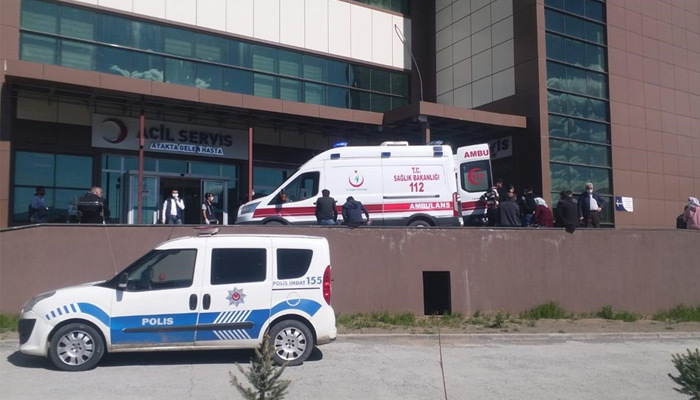 Kars'ta iki aile arasındaki arazi kavgası kanlı bitti!