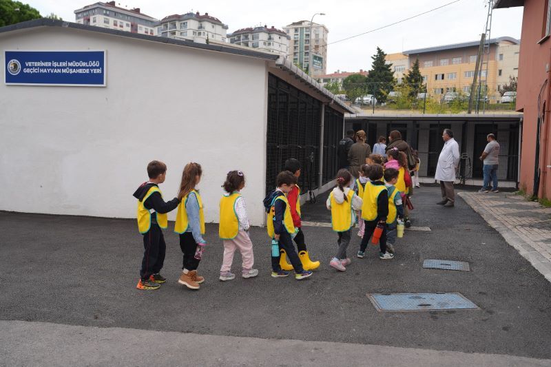 Kartal Belediyesi'nden 4 Ekim Hayvanları Koruma Gününde Minik Öğrencilere Anlamlı Etkinlik