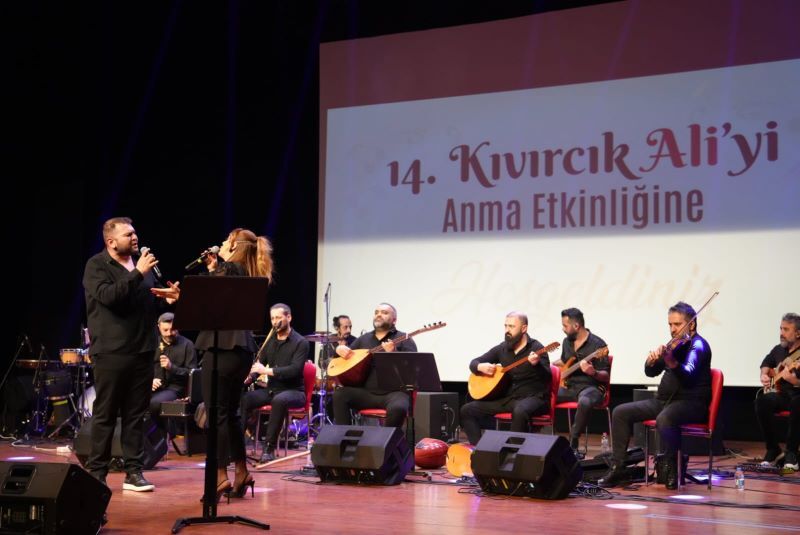 Kartal Belediyesi'nden Kıvırcık Ali'ye Vefa Gecesi