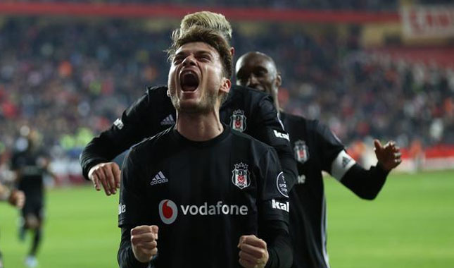 Kartal gol oldu yağdı