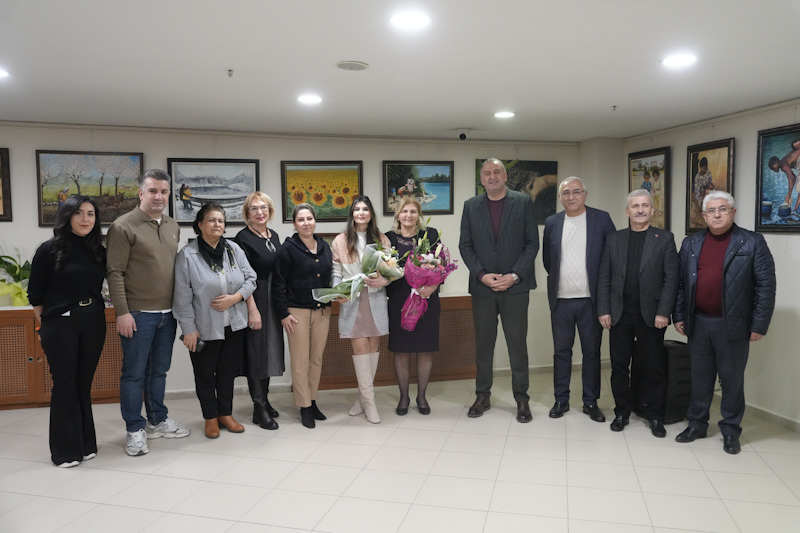 Kartal'da Sanat Rüzgârı: “Bıraktığımız İzler” Sergisi Sanatseverlerle Buluştu