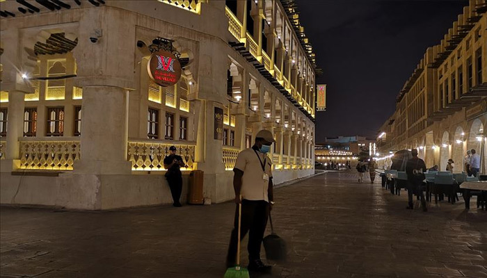 Katar'da koronavirüsten tüm camiler kapatılıyor