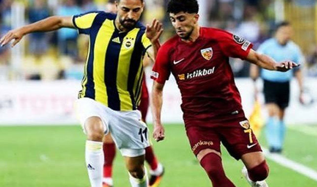 Kayserispor - Fenerbahçe maçında ilk 11'ler belli oldu