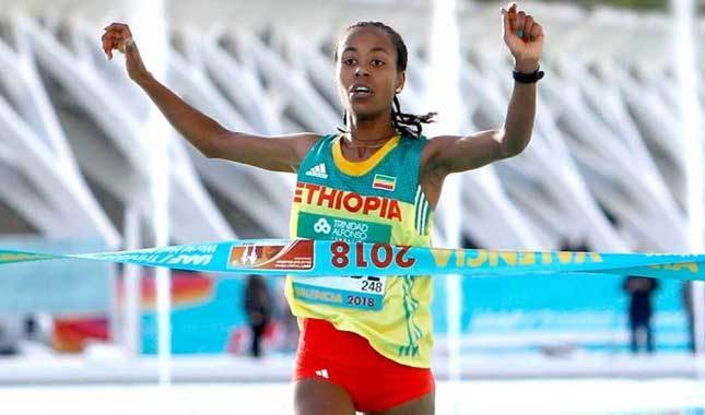 Kebede dünya rekoru kırdı