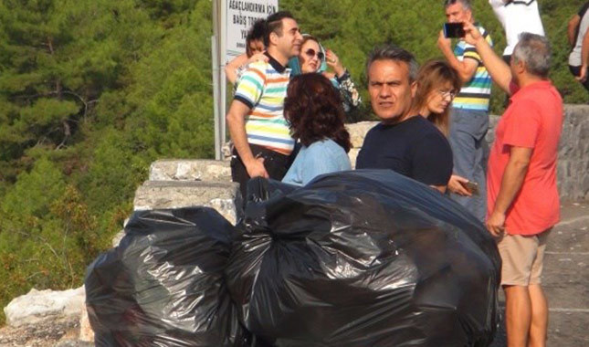 Kenti terk eden tatilaciler Muğla'yı çöplüğe çevirdi