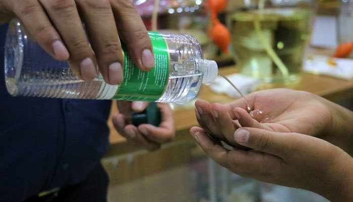 Kolonya ve dezenfektan ihracatı için izin gerekecek
