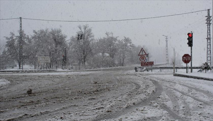 Kötü hava şartları yüzünden bu illerde okullar tatil!
