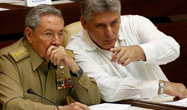 Küba'da 60 yıllık Castro dönemi sona erdi