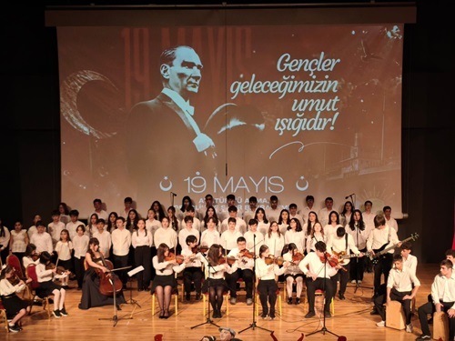 LÖSEV, 19 Mayıs Atatürk'ü Anma, Gençlik ve Spor Bayramı'nı Büyük Bir Coşkuyla Kutladı