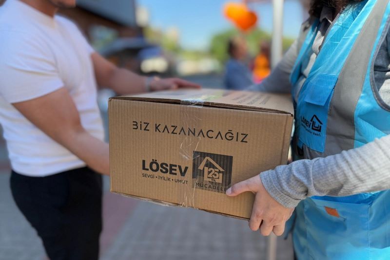LÖSEV İSTANBUL ANADOLU MUTLU ET PAKETLERİ İLE MUTLULUK PAYLAŞTIKÇA ÇOĞALIYOR