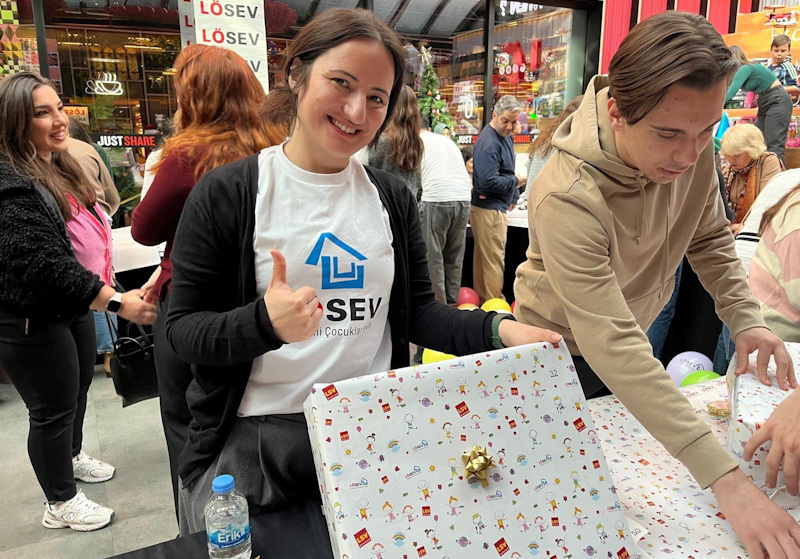 LÖSEV'DEN “DİLEK TOPLA BENİM İÇİN” PROJESİ 