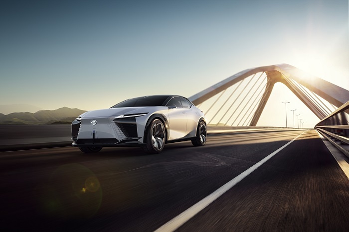 Lexus 2025'e kadar 20 elektrik motorlu model tanıtacak