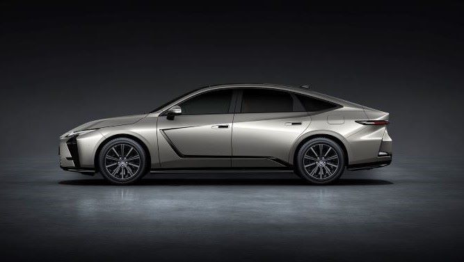 Lexus Yeni Nesil ES Sedan Modelinin Avrupa Prömiyerini Gerçekleştirdi