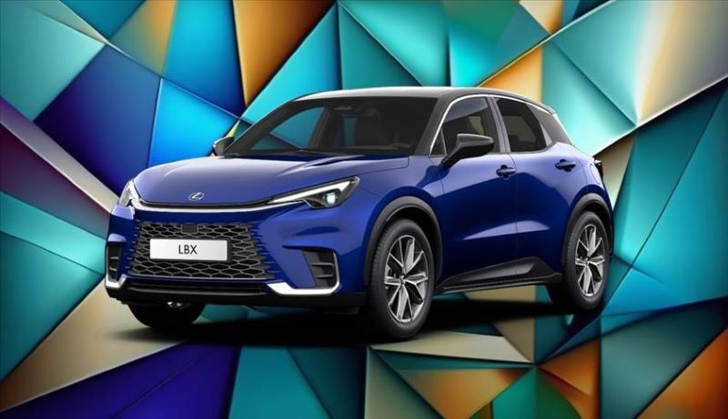 Lexus'un LBX Modeli Zai Yaşam'da Sofistike Bir Sanat Eserine Dönüştü