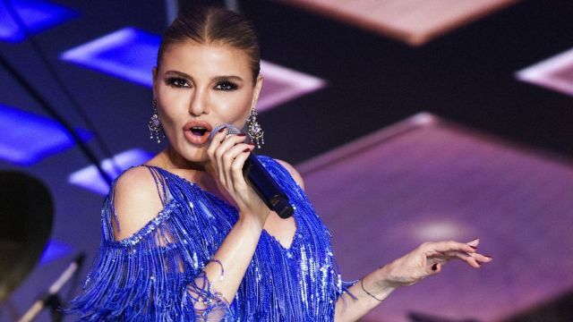 MASMAVİ GÜLBEN ANTALYA'YI AYDINLATTI