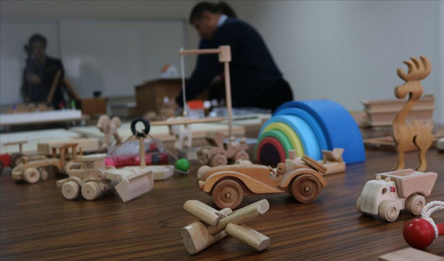MEB okullarında oyuncak üretilecek