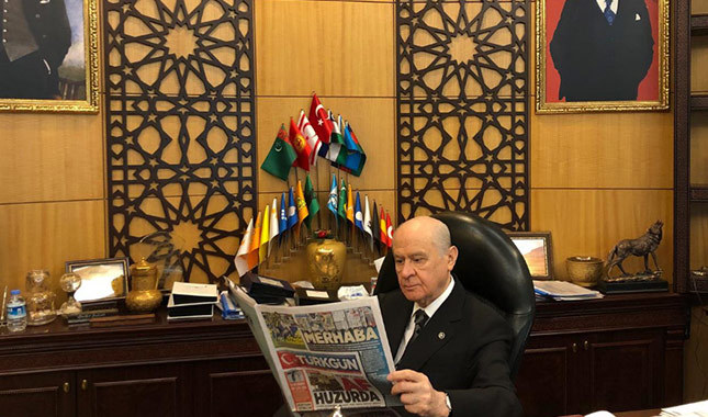 MHP'nin gazetesi Türkgün okurla buluştu