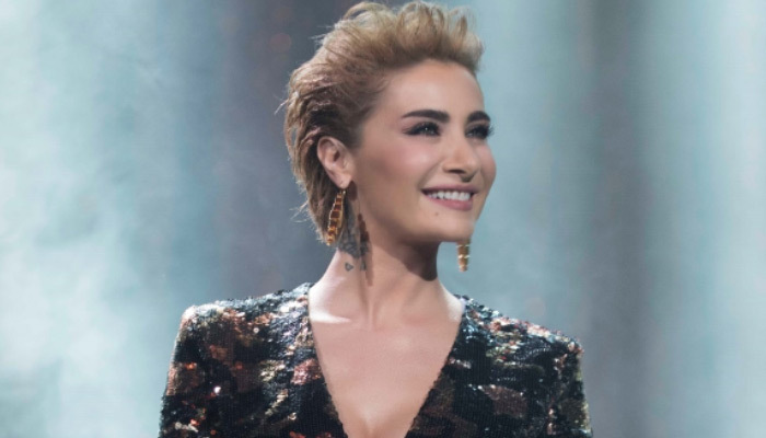 Makyajsız halini görenler hiç beğenmedi!
