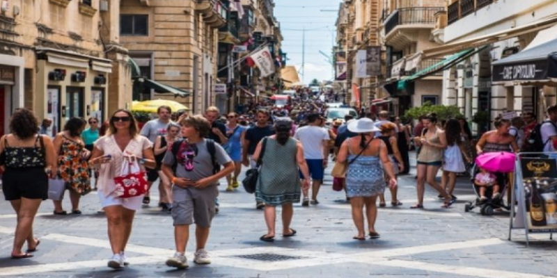 Malta, gelen turiste para verecek