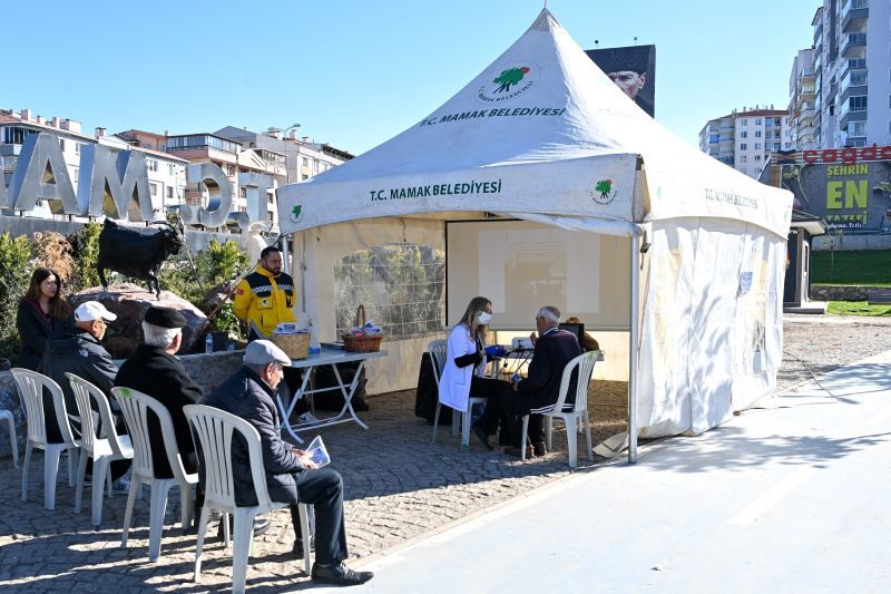 Mamak Belediyesi'nden Protez Bakımı ve Ağız Sağlığına Yönelik Eğitim