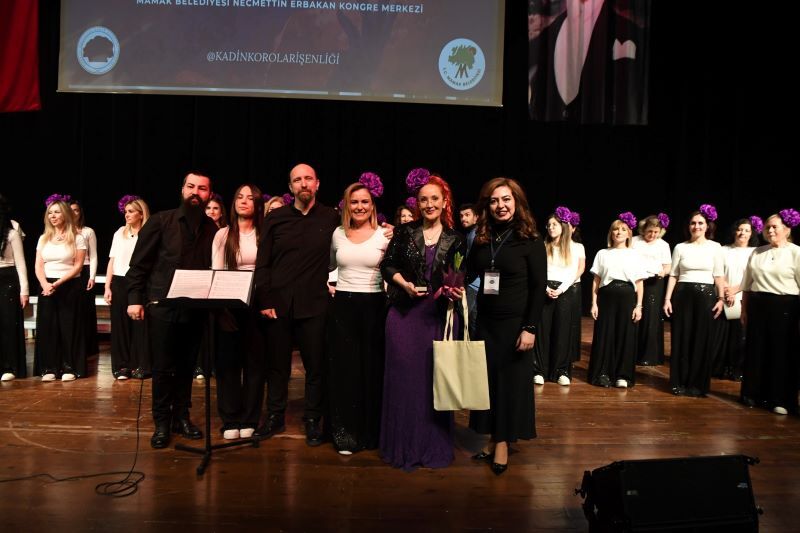 Mamak'ta 8 Mart Etkinliklerinde Kadın Emeği ve Sanat Öne Çıktı