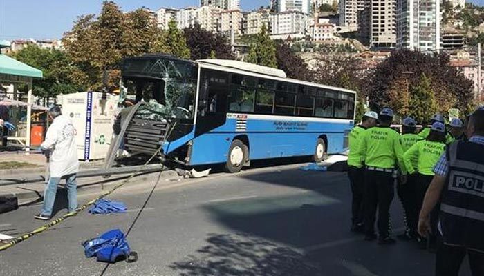 Mamak'ta yayalara çarpan otobüs şoförü tutuklandı