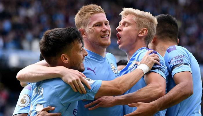 Manchester City tarihe geçti