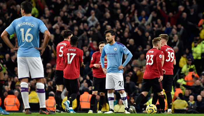 Manchester derbisinde gülen taraf Kırmızı Şeytanlar