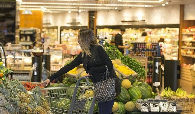 Marketler meyve ve sebzelerde 'ambalaj' istemiyor