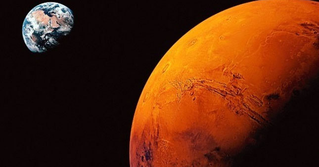 Mars bu gece Dünya'ya en yakın konumda