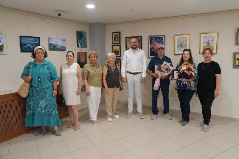 “Mavi Liman” Sergisi Kartallı Sanatseverlerle Buluştu