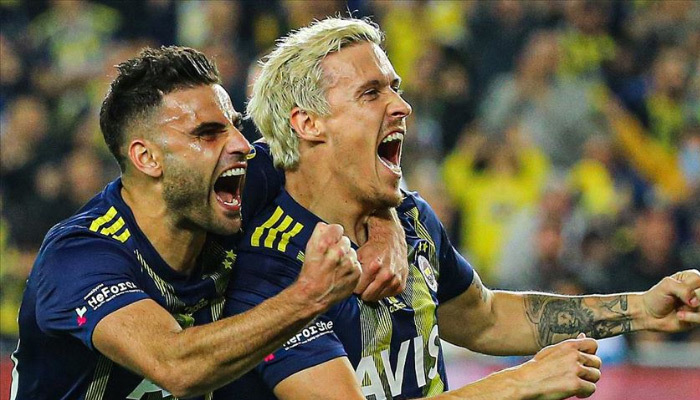 Max Kruse Fenerbahçe'nin yüzünü güldürüyor