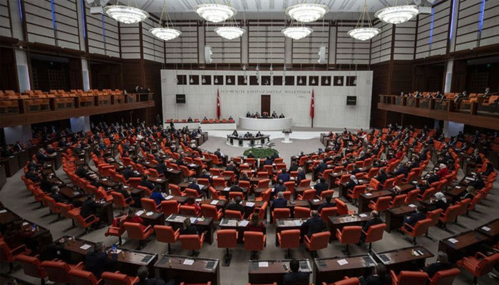 Meclis 48 gün sonra toplanıyor