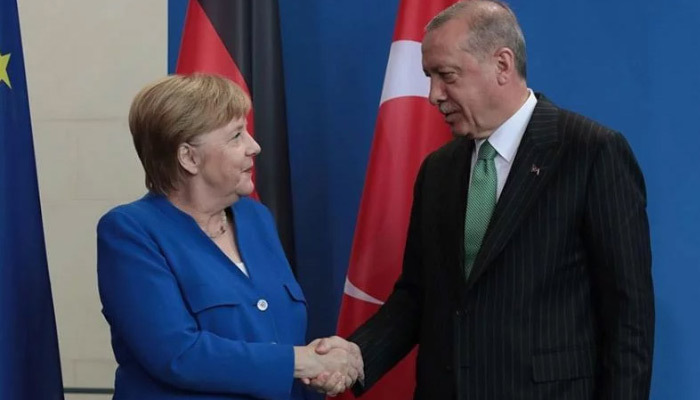 Merkel'den önemli karar! "Yardıma hazırız"