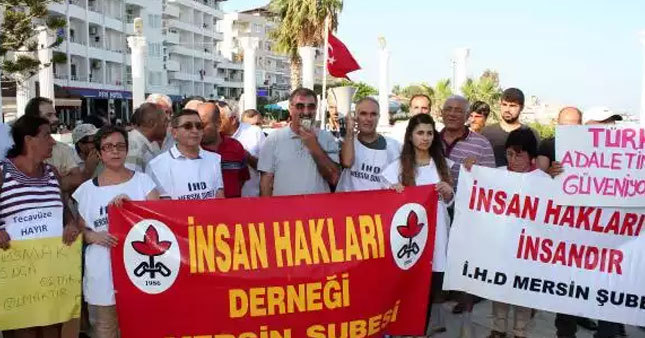 Mersin'de tecavüz protestosu 