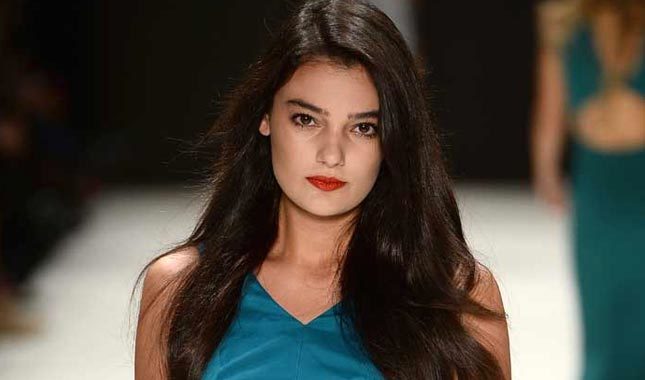 Merve Büyüksaraç kimdir nereli kaç yaşında | Merve Büyüksaraç Survivor yemek itirafı
