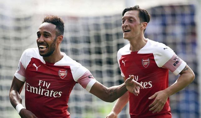 Mesut Özil attı, Arsenal kazandı