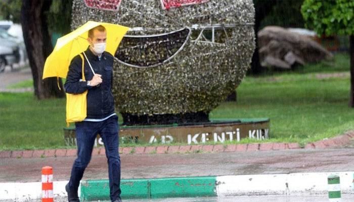 Meteoroloji'den 3 bölgeye kuvvetli sağanak yağış uyarısı